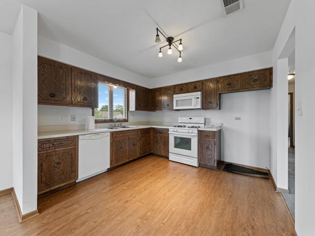 523 Waverly Court # C