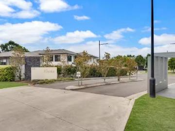 52/47 Camellia Avenue, GLENMORE PARK Townhouse for rent Liste.
