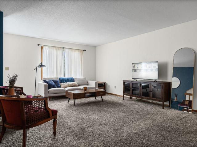 5241 33rd S St, Unit 8