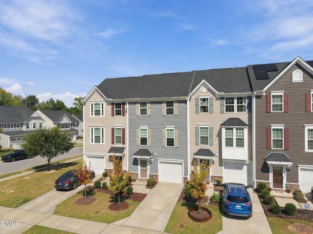 524 Autumn Cure Court