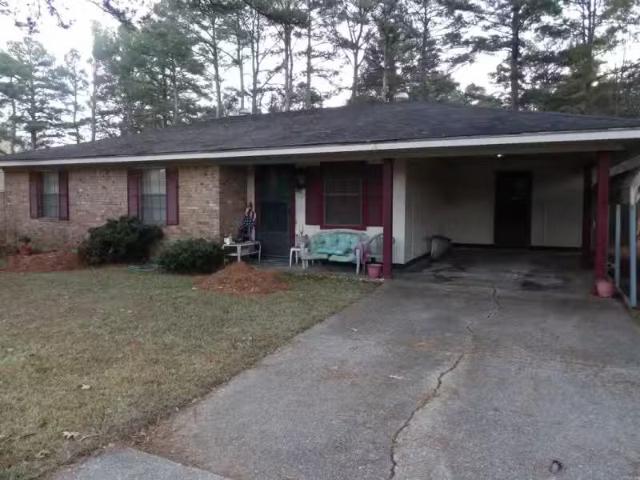 524 E CALHOUN ST, MONTICELLO, AR 71655