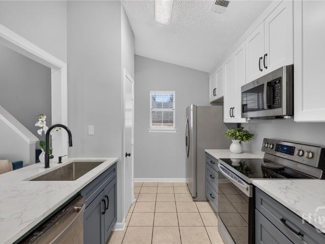 524 Pointe South Drive