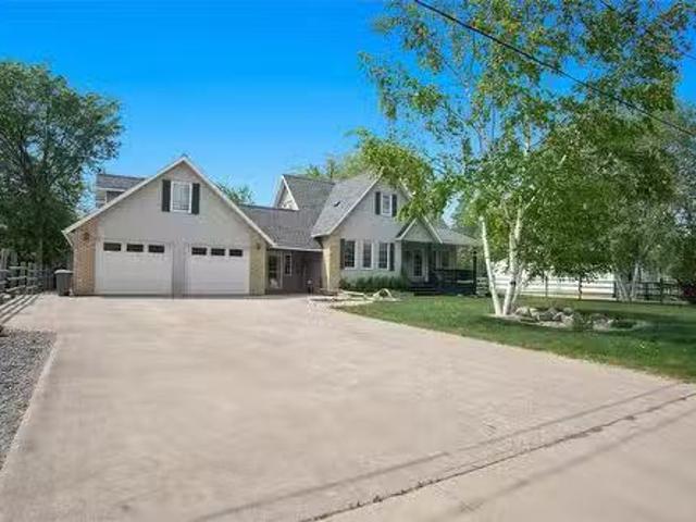 524 River Park Drive, Swan River, MB, R0L 1Z0 house for sale.