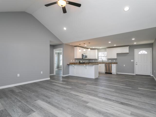 524 w maple st