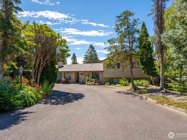 5255 NW Painted Hills Drive