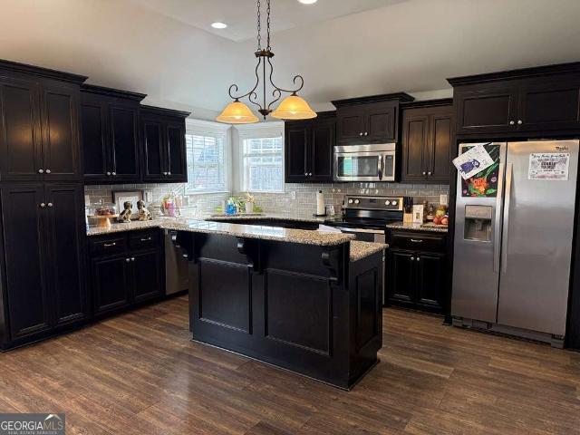 5255 Carlton Ridge Circle