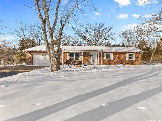 5255 Hillsboro Rd, Farmington, MO 63640 | MLS #25074