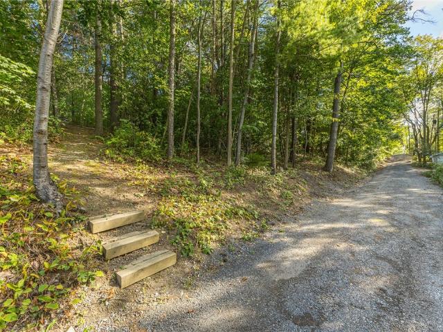 5256 Shale Beach Drive