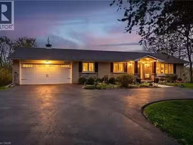 5258 Cedar Springs Road, Burlington, ON, L7P 0B9 house for s.