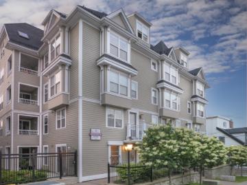 Apartment for rent in Halifax - Parking