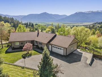 5253 Elsie Holmes Road, Wynndel, BC, V0B 2N1 house for sale | Listing ID 10378 | Royal LePage