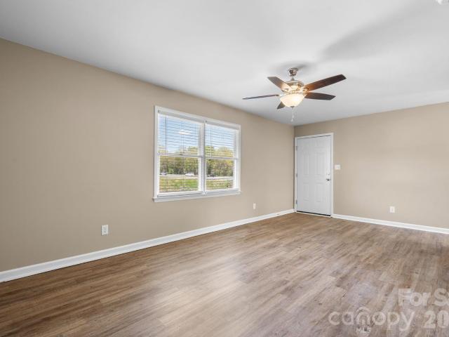 525 12th Street SW # 30
