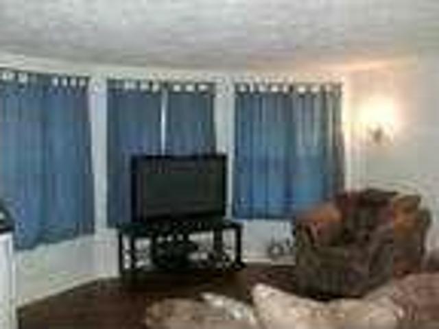 $525 / 2br Includes HEAT, Water & Sewer! Westmont/Johnstown map 2br