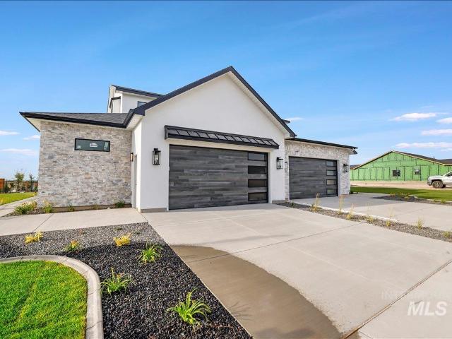 525 Canyon Mist Dr
