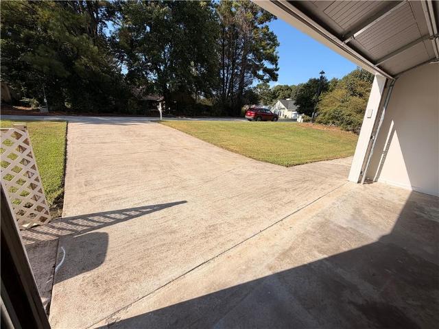 525 Clearwater Place