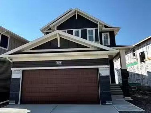 525 Baywater Manor Sw, Airdrie, AB, T4B 5R5 house for sale.