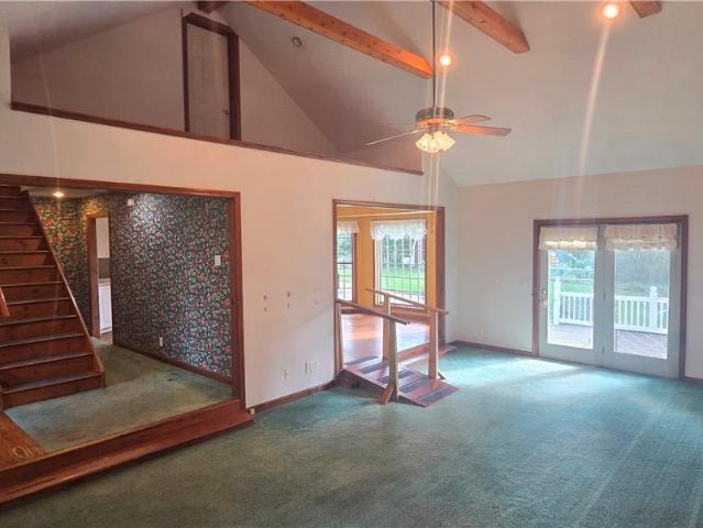 525 Davis Ave