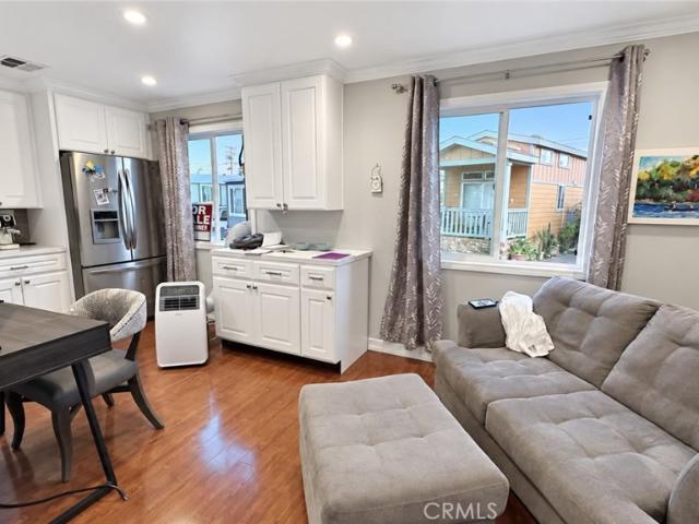 525 Fairfax
