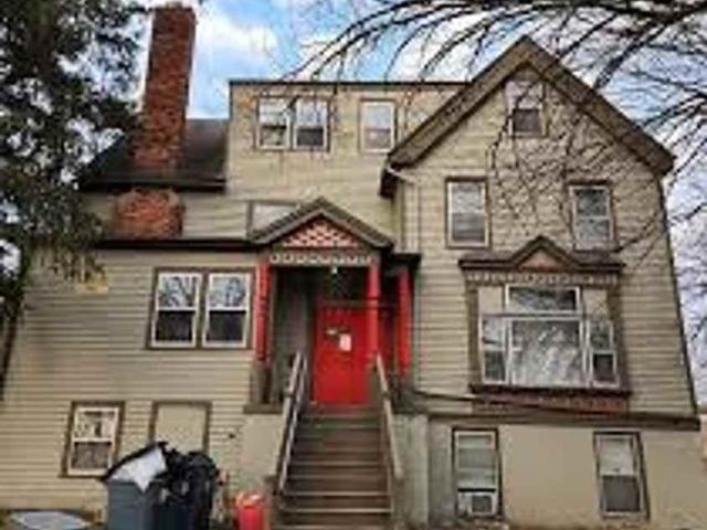 525 N. Adams Bushwood Properties LLC 1 Bedroom Apartment for Rent at 525 N Adams St, Ypsilanti, MI 48197