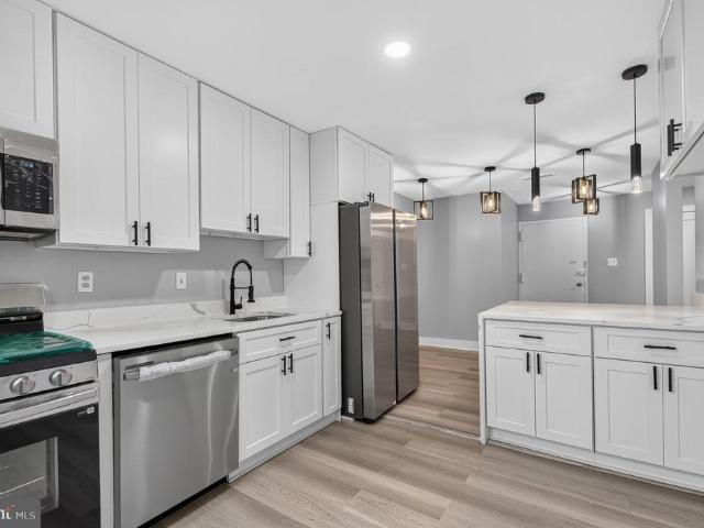 525 N Armistead Street # 101