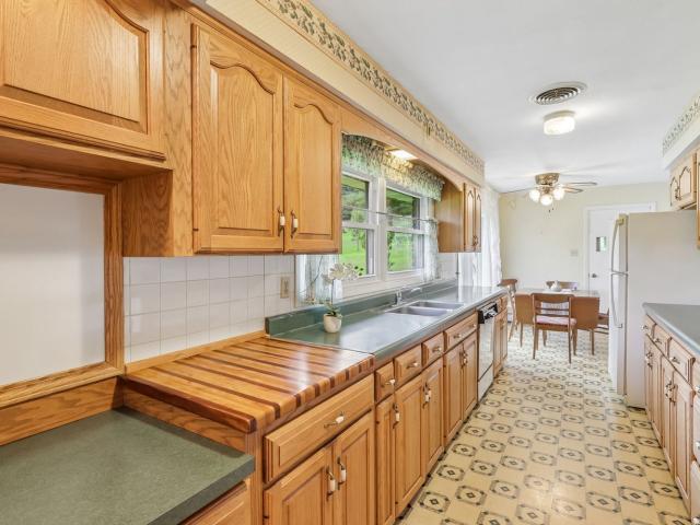 525 N Ben Franklin Rd