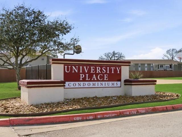 525 Southwest Parkway # 104