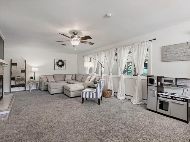 525 Poplar Avenue