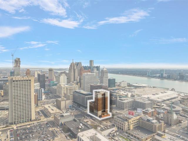 525 W Lafayette Boulevard # 20C