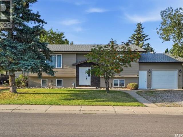525 Wilken Crescent W, Warman, SK, S0K 4S0 house for sale | Listing ID SK047055 | Royal LePage