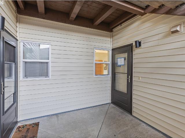 5264 NE 121ST AVE # U216