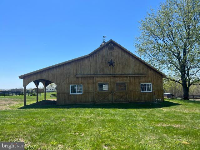 5265 Bear Hollow Ln, Amissville, VA 20106 | MLS #VACU2013