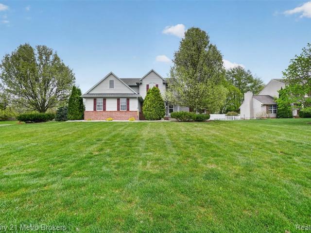 5265 Genesee Oaks Court