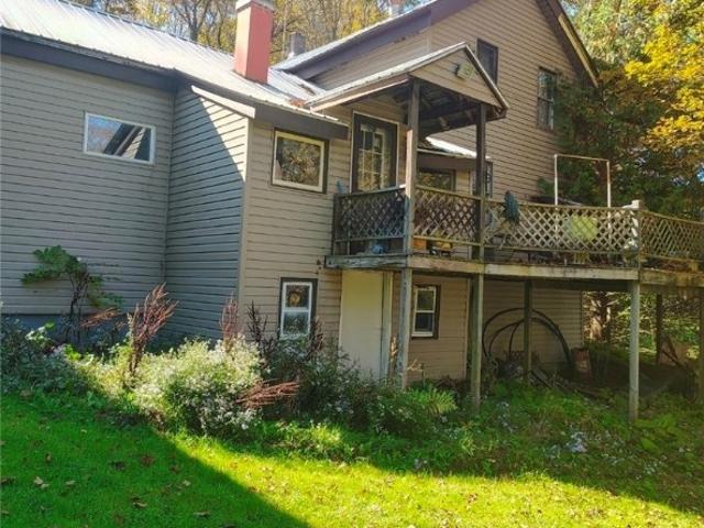 5267 Eaton Brook Road
