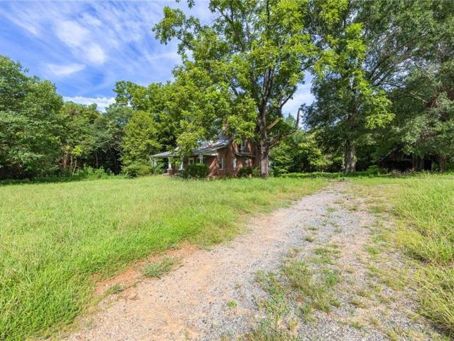 5261 NC Highway 135