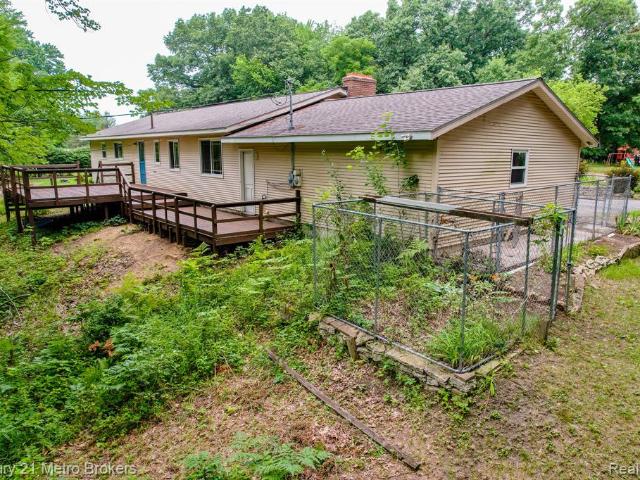 5262 Conifer Drive