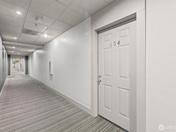 526 1st Ave S, Unit 404, Seattle, WA 98104 | MLS #2479