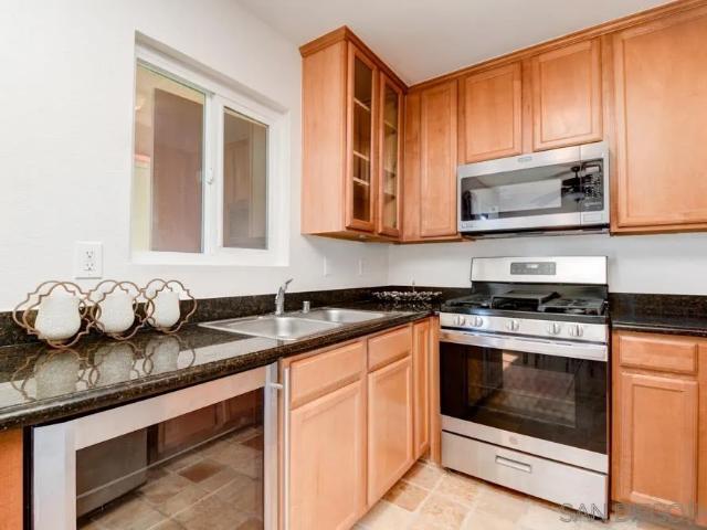526 Calle Montecito 140