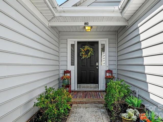 526 Carlisle Drive