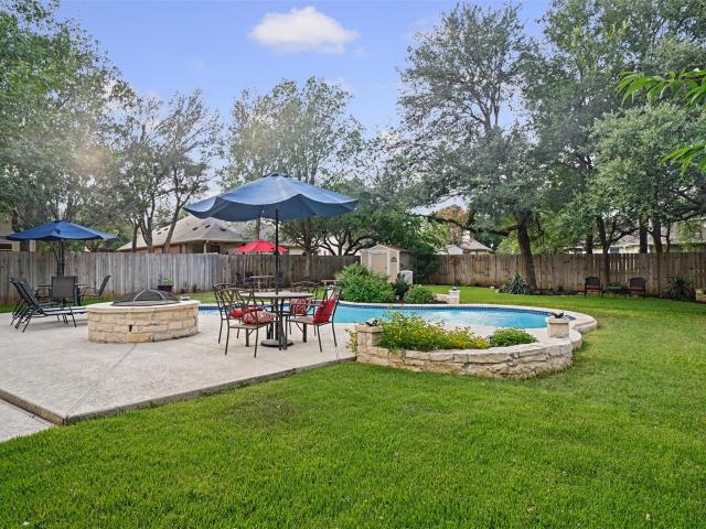 526 Cullen Blvd
