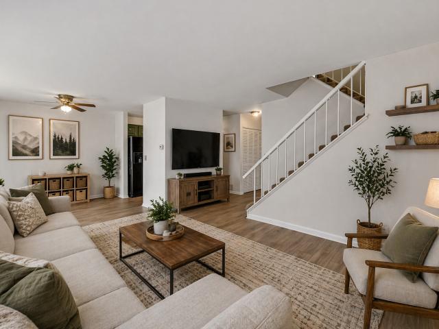 526 Alton Court