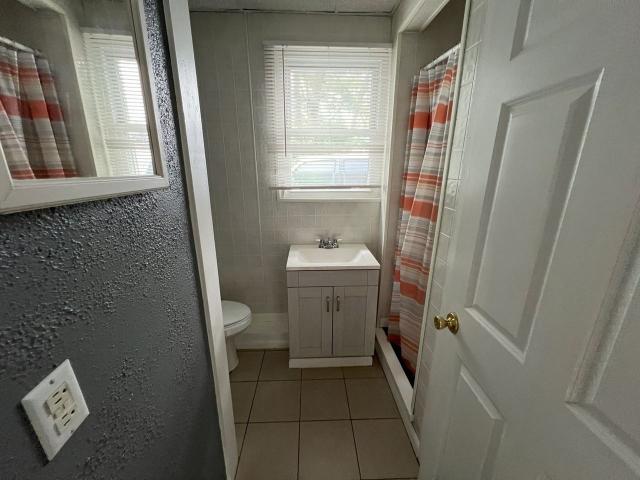 526 E Eighth Street 2 Bedroom Apartment for Rent at 526 E 8th St, Traverse City, MI 49686