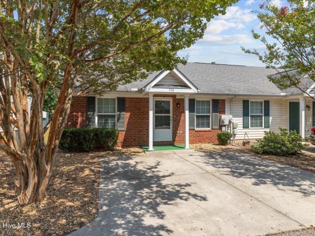 526 Edgecliff Lane