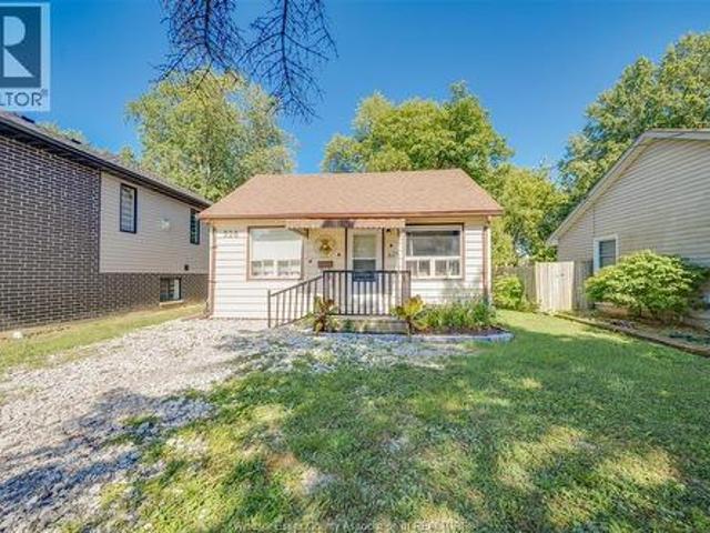 526 Lesperance, Tecumseh, ON, N8N 1W4 house for sale | Listing ID 26018 | Royal LePage