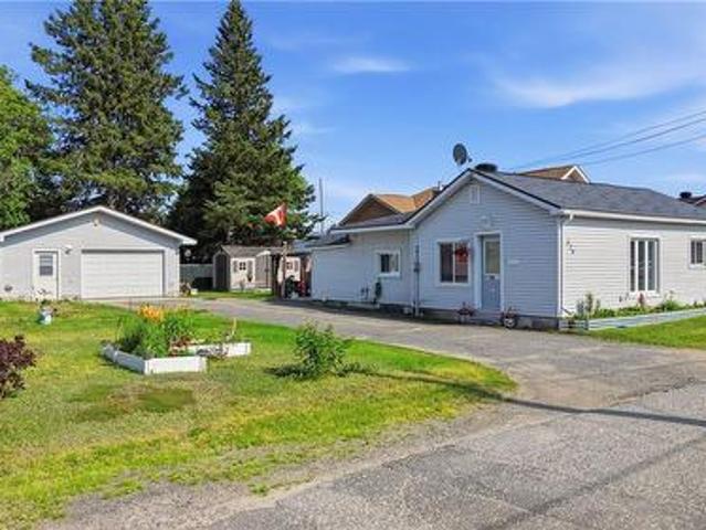 526 Wood Street, Espanola, ON, P5E 1M4 house for sale | Listing ID 2129 | Royal LePage