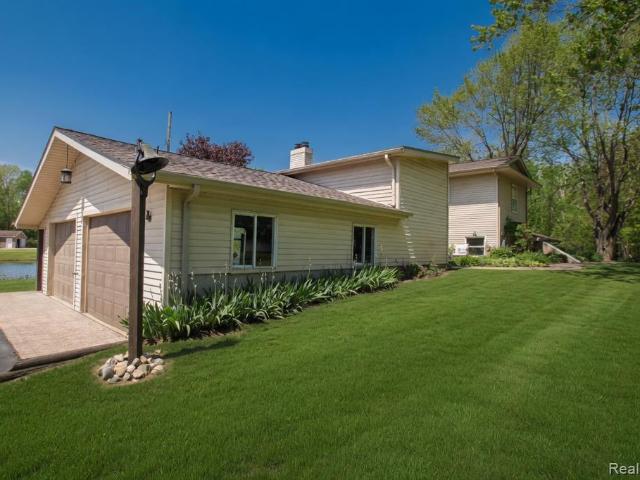 5278 Skelton Road