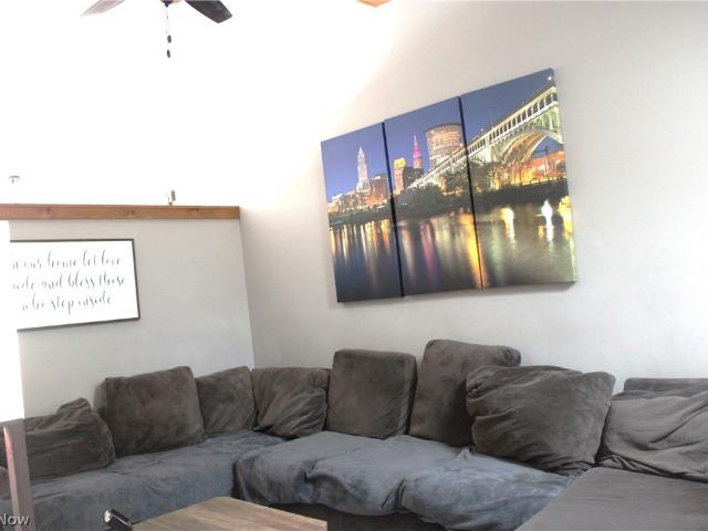 5279 Creekside Boulevard T34