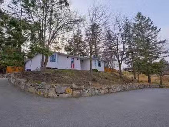 5271 Chute Lake Road, Kelowna, BC, V1W 4K8 house for sale L.