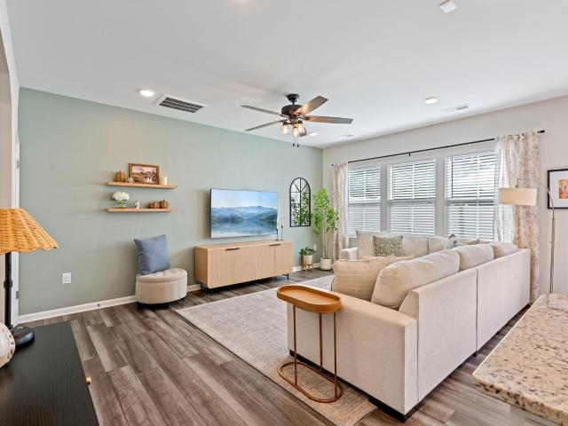 527 Glen Clova Drive