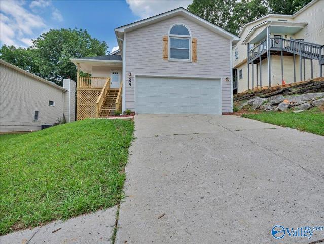 527 Farmingdale Road SE