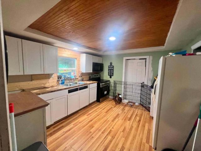 527 N 4th Street